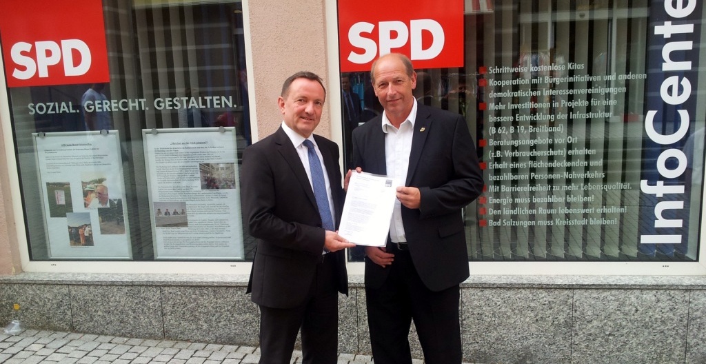 Schreiben zur Gebietsreform an Innenminister Poppenhäger (SPD) übergeben