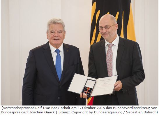 Ralf-Uwe Beck mit Bundesverdienstkreuz geehrt